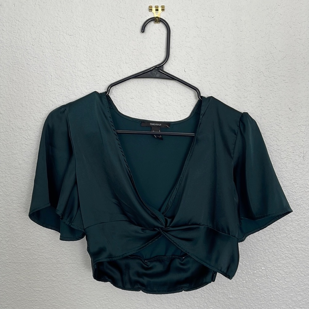 Forever 21 Women’s Satin Knot Cropped Shirt